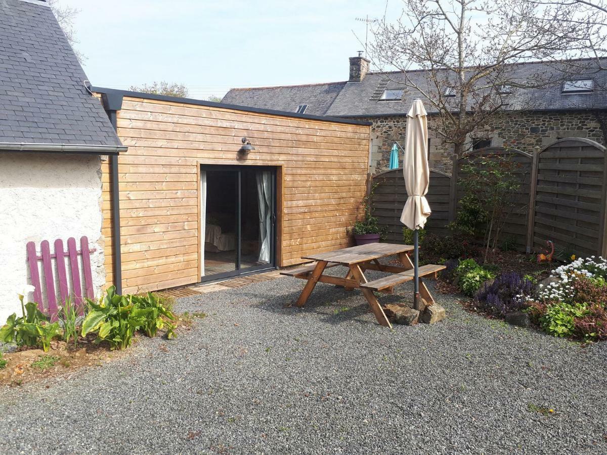 Breton Stone House In Saint Gilles Les Bois别墅 外观 照片